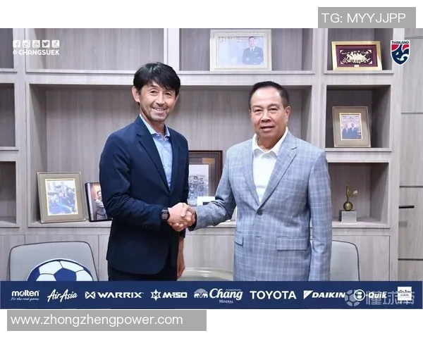 石井正忠教练带领泰国男足创17年最佳排名后突遭足协免去,球迷建议反对 石井正忠教练带领泰国男足创17年最佳排名后突遭足协免去,球迷建议反对